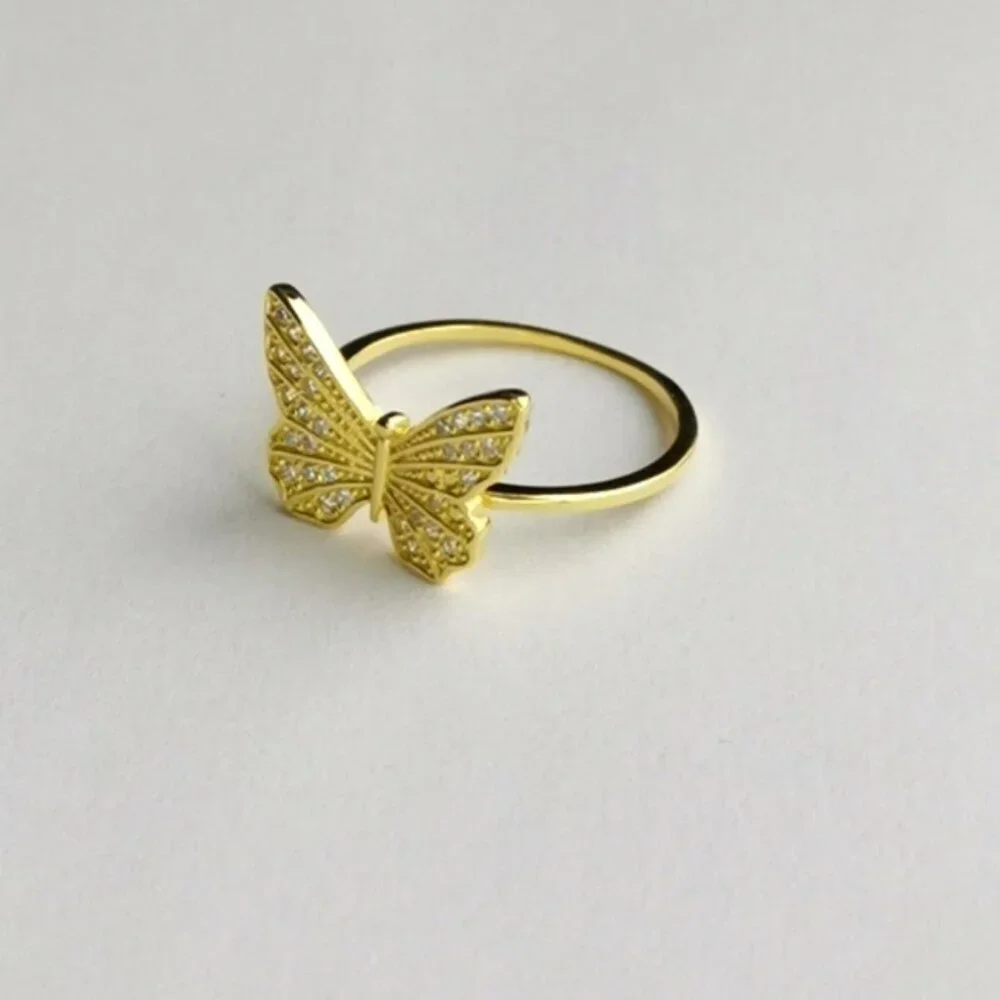 14k gold CZ Butterfly  Ring  size 7